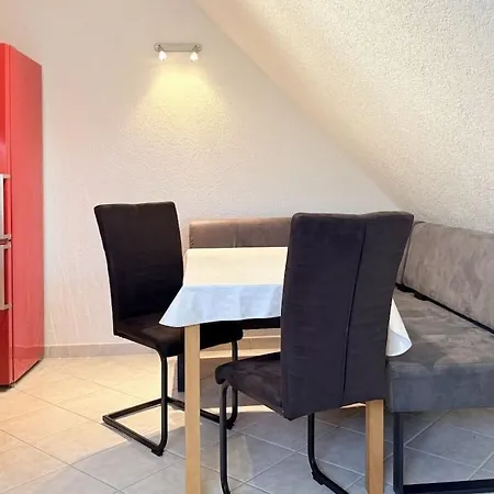 With 2 Bedrooms Dom wakacyjny Lancken-Granitz